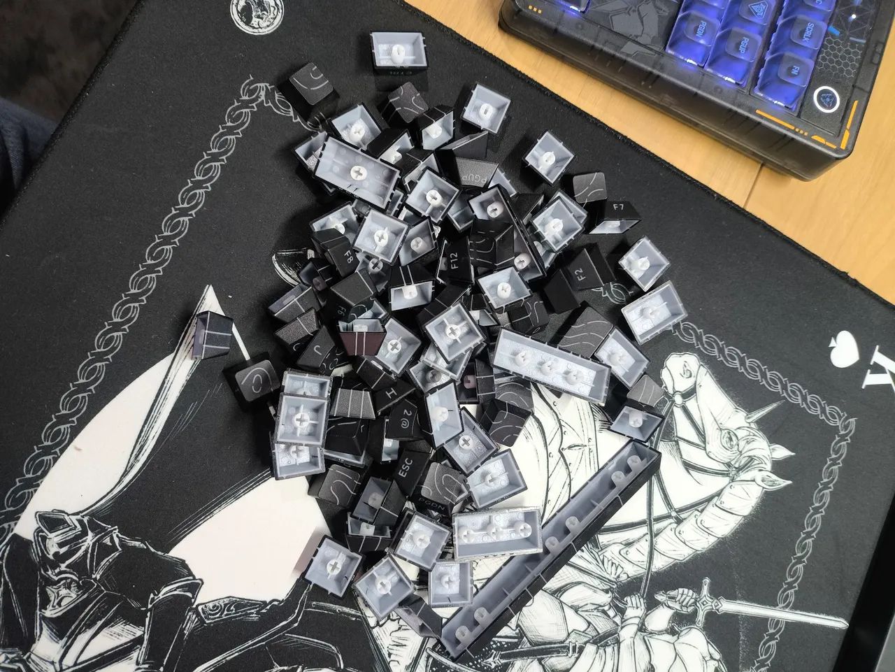 Teclado mecânico da 8bitdoo TKL 87% tri-mode + keycaps topograficas - Foto 5