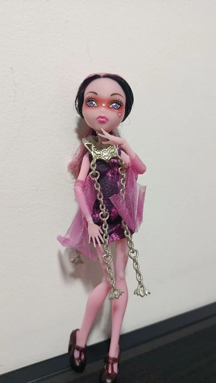 Draculaura Haunted
