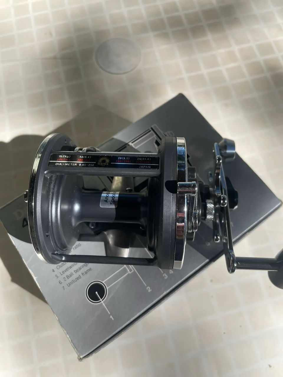 Carretilha Daiwa Sealine Series 47SH - Foto 4