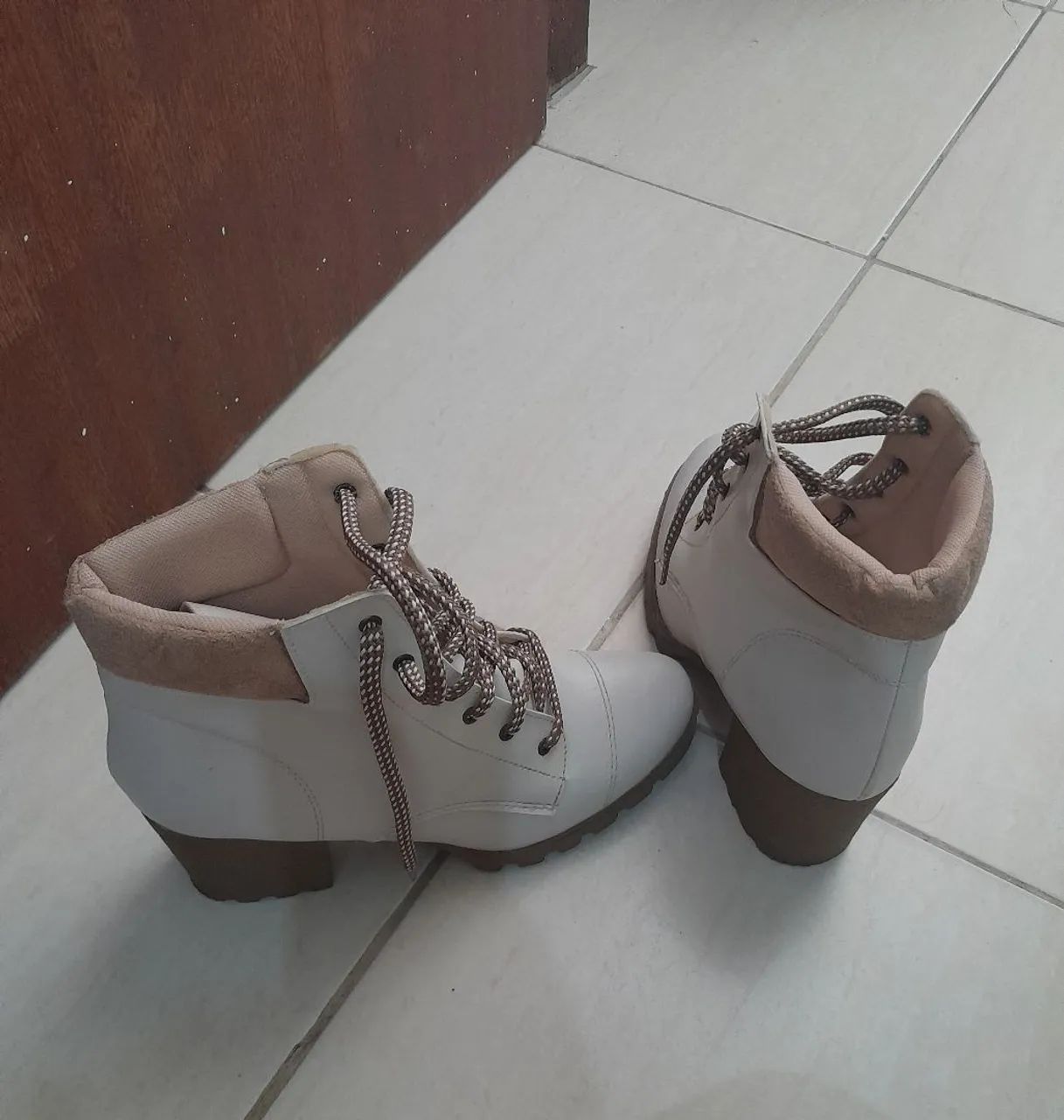 Botas elegantes - Foto 4