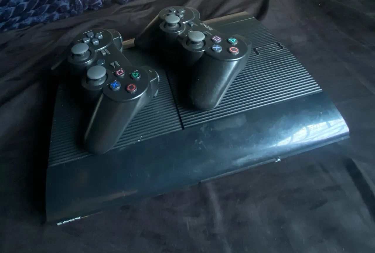 Ps3 super slim 260GB