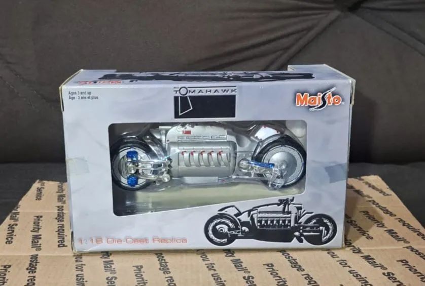 Miniatura de moto Dodge Tomahawk 1:18 - Foto 2