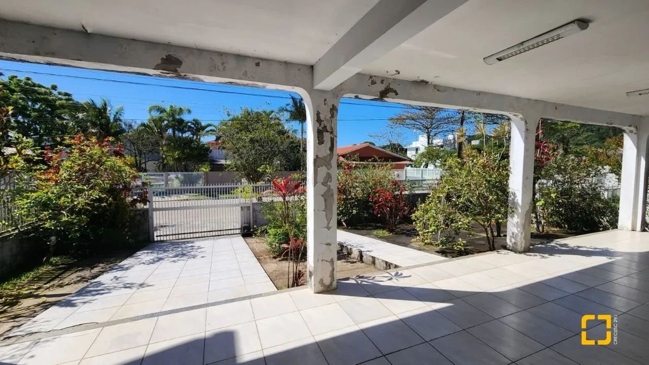 Casa PRAIA DA DANIELA - 100 M DO MAR - 5 DORMITÓRIOS - Foto 4