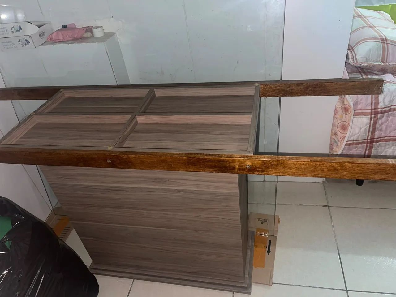 Mesa De Vidro em ótimo estado - Foto 2