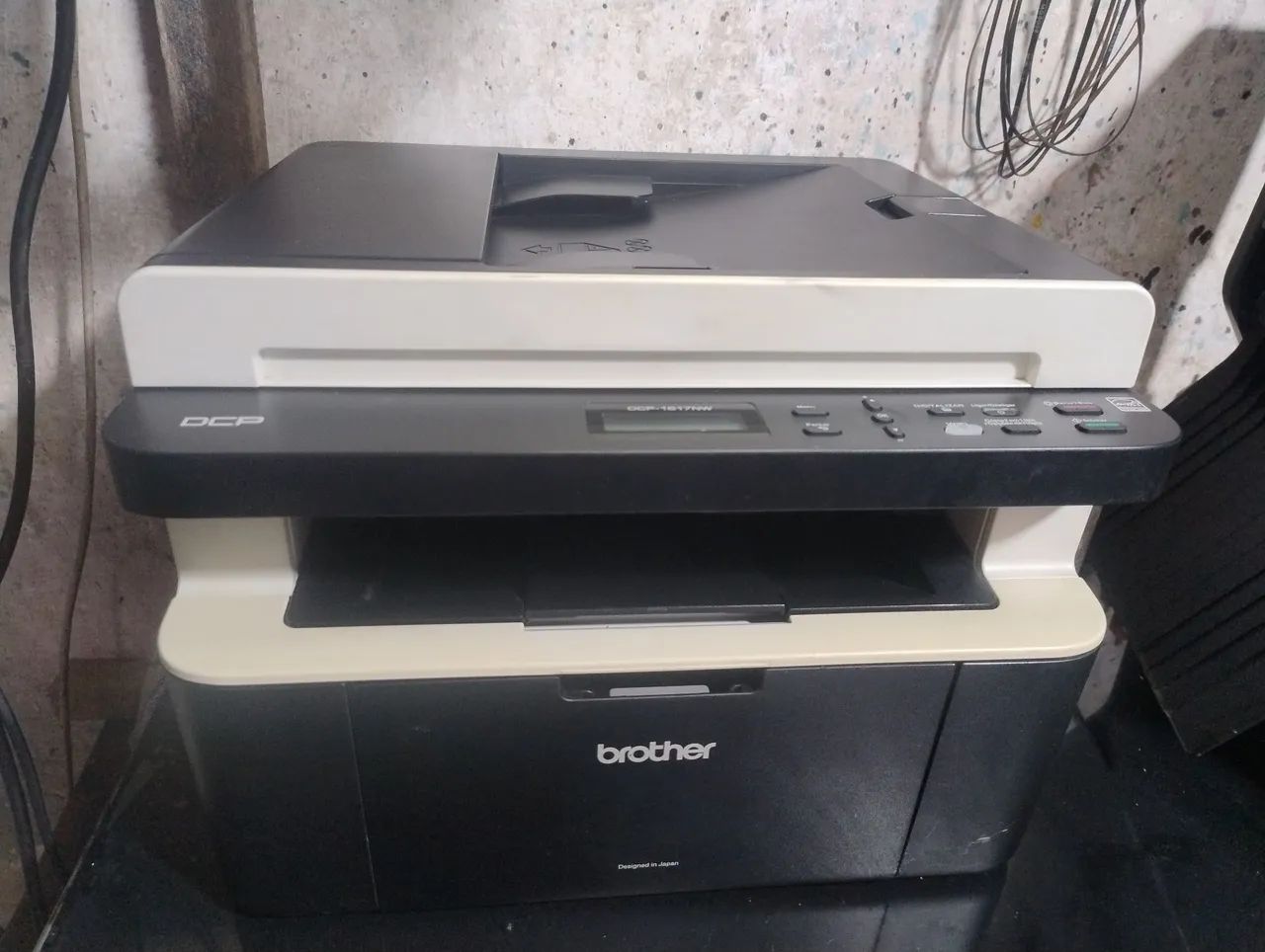 Vendo impressora multifuncional marca brother dcp 1617 DW com garantia sou técnico 