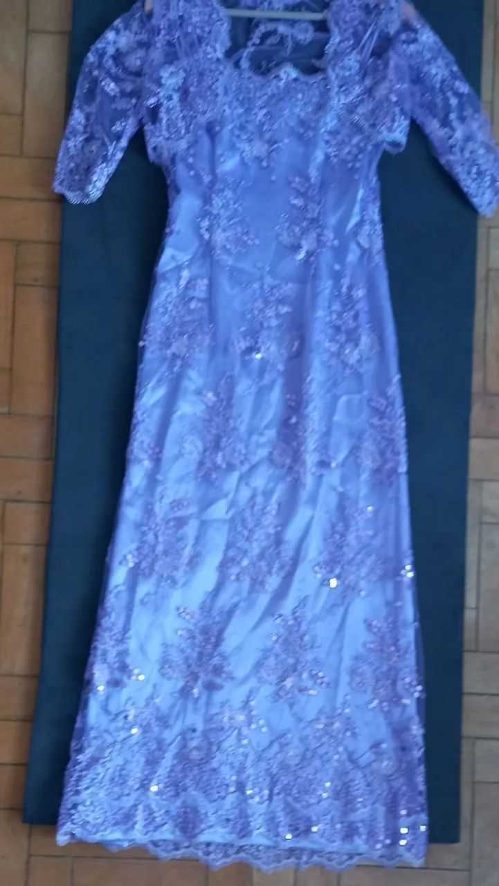 3 vestidos semi novos - Foto 5