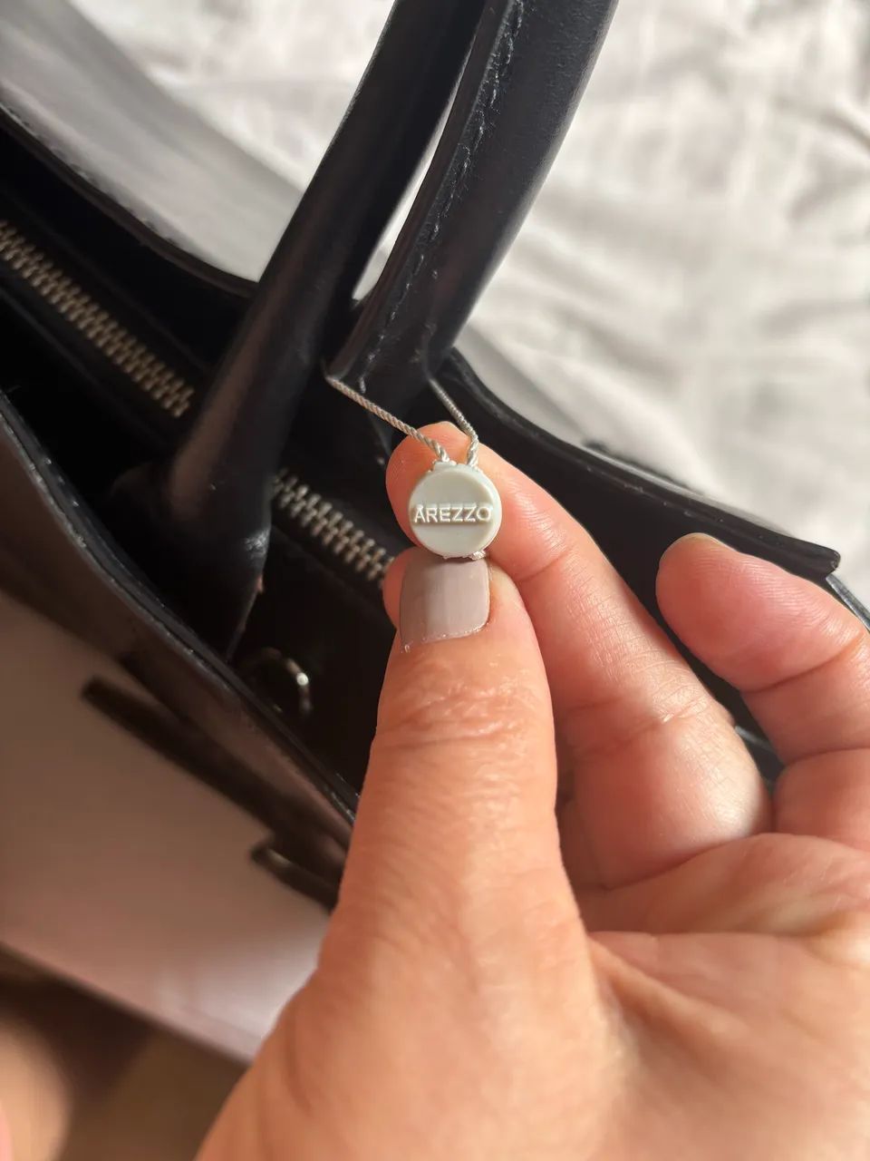 Bolsa Arezzo Preta - Foto 5