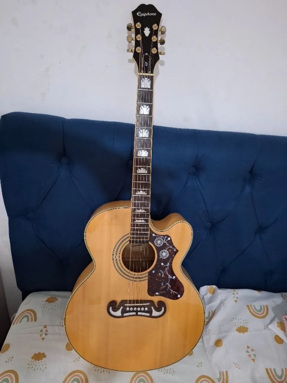 Violão Epiphone EJ-200CE 