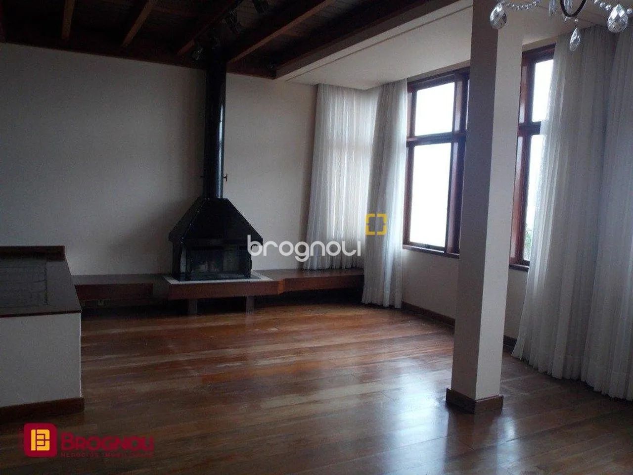 Casa de 4 quartos no Centro, financiável - Foto 5