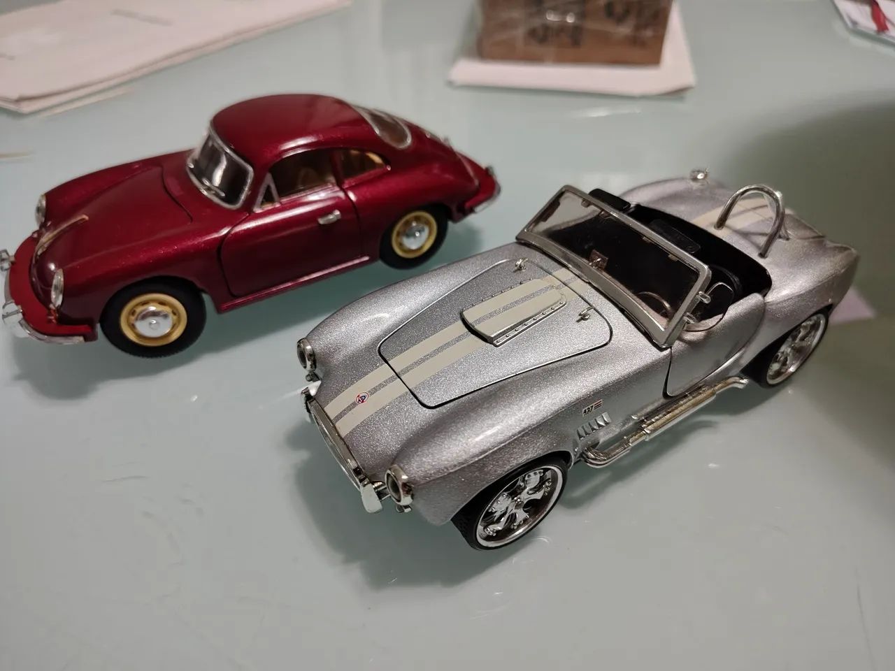 2 miniaturas clássicas.Escala 1:24  - Foto 4