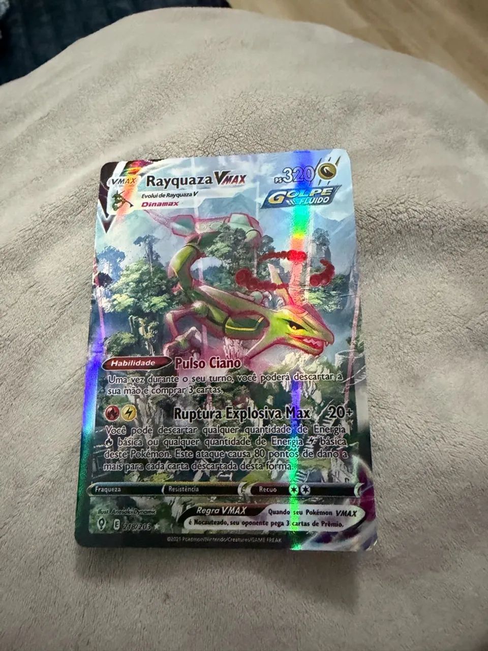 Rayquaza vmax Pokémon 