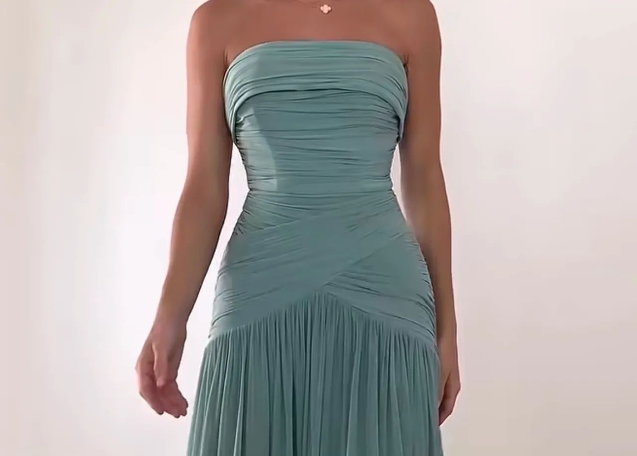 Vestido azul de festa 