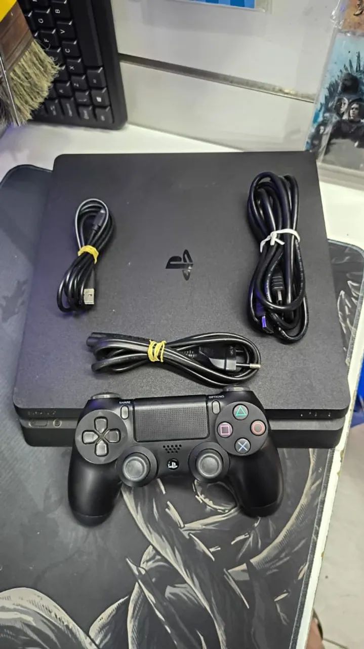 PS4 SLIM