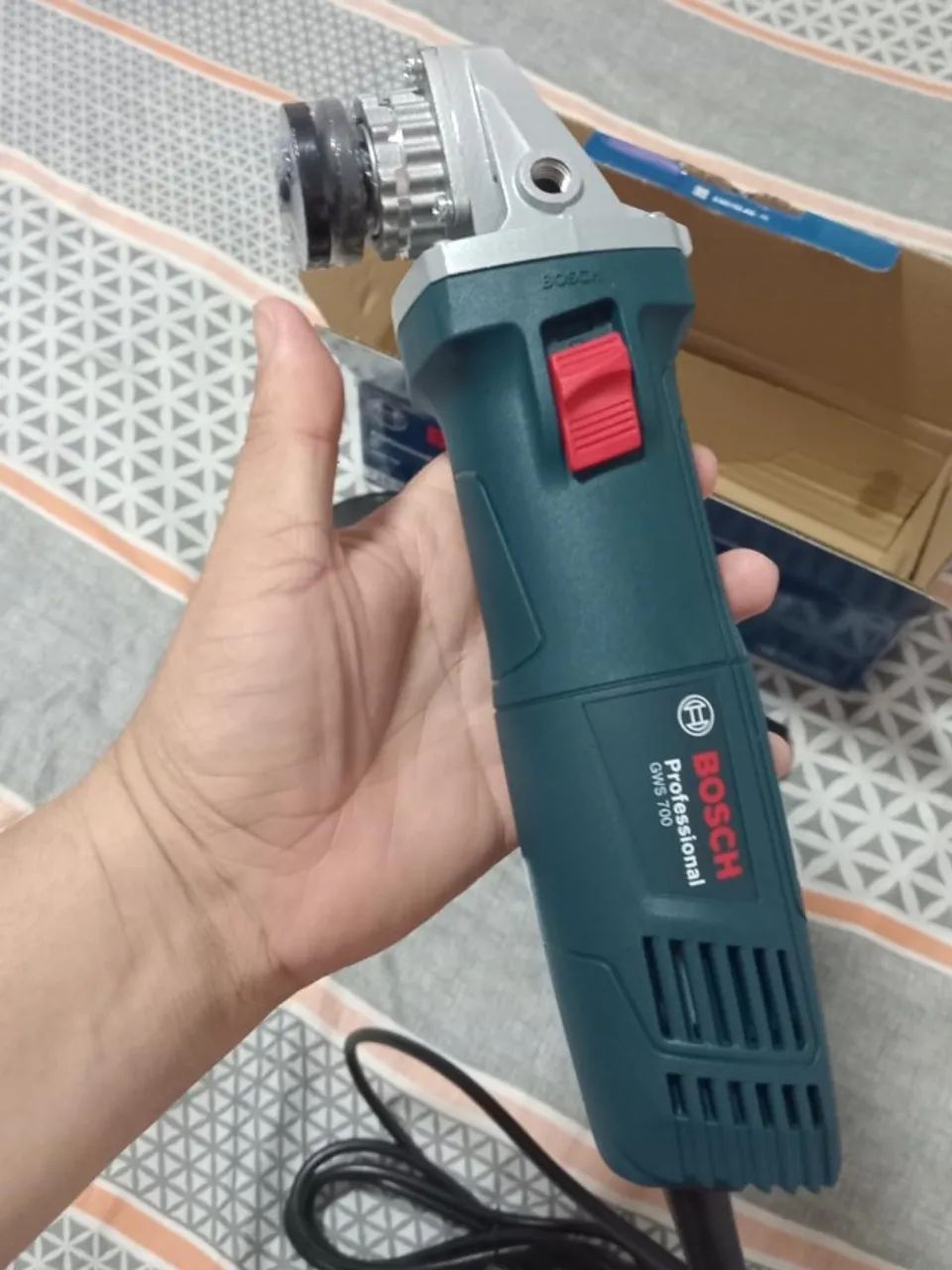 Esmerilhadeira Bosch 710W | Profissional e Durável - Foto 3