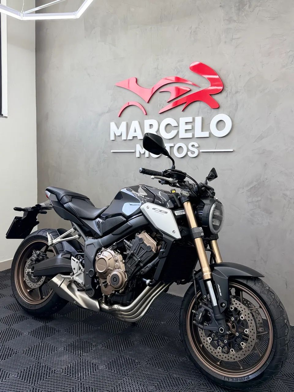 HONDA CB 650R 2022 - Foto 3