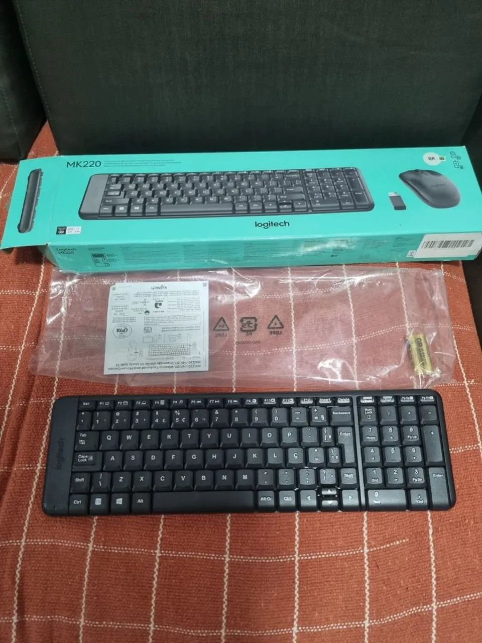 KIT TECLADO E MOUSE LOGITECH PRETO - Foto 4