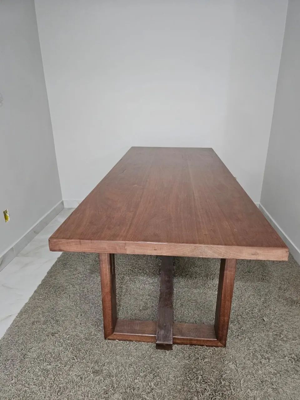 Mesa Maciça Jequitibá