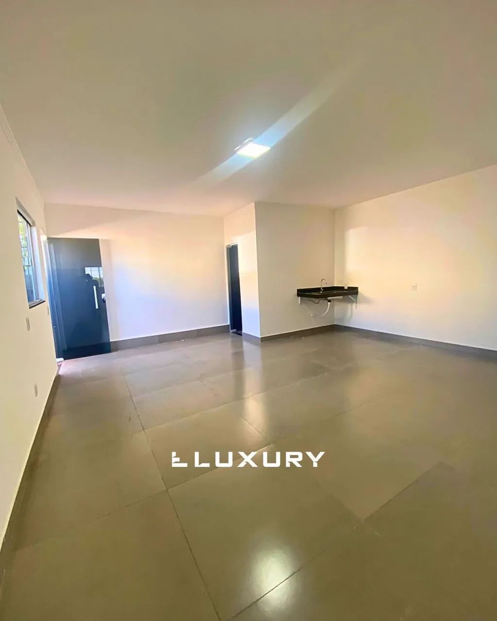 Sala comercial para locação na Avenida Central  Uirapuru - Foto 3