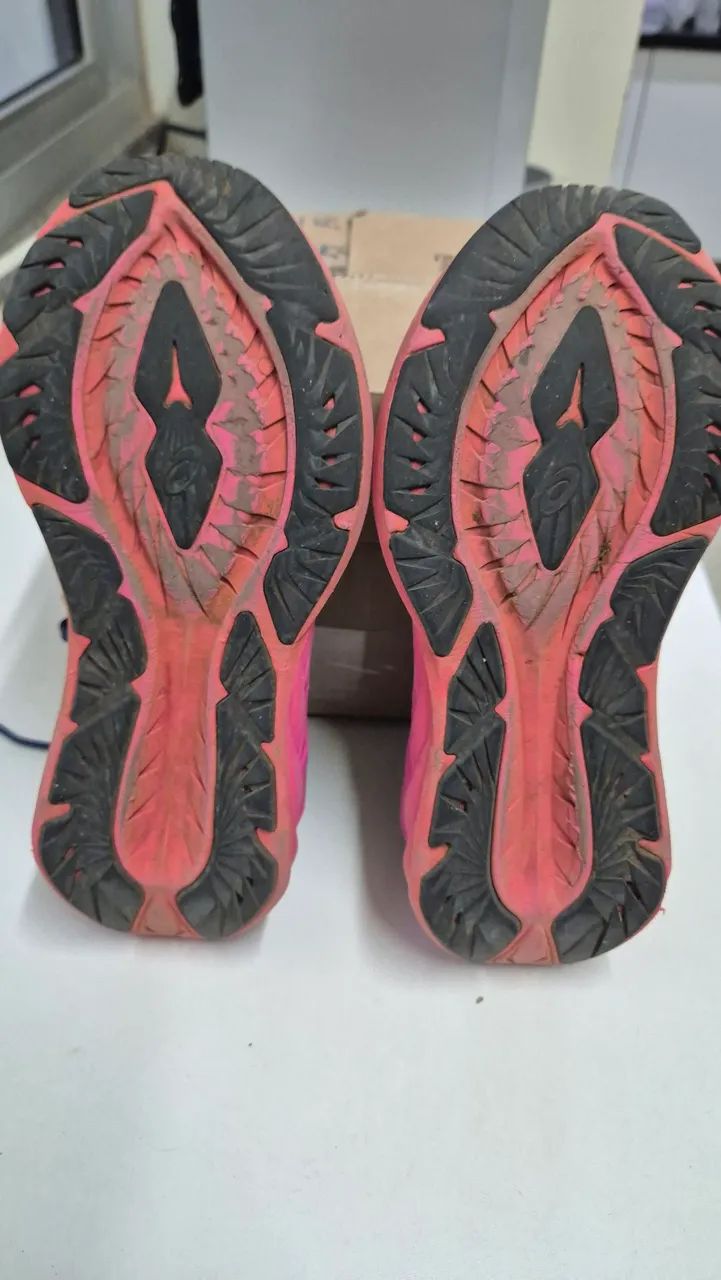 Tênis Asics Novablast 4 - Foto 4