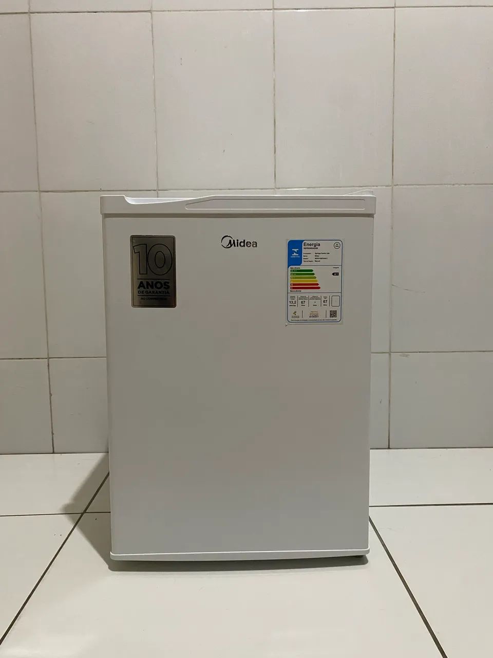 Frigobar midea 67 Lt 