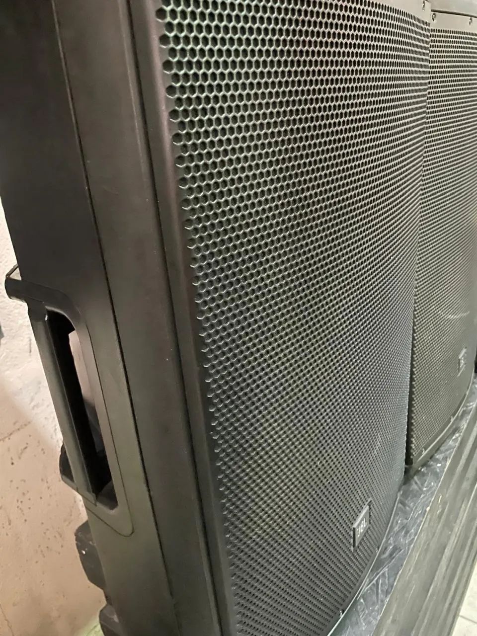 Vendo Par JBL EON 615 - Foto 4