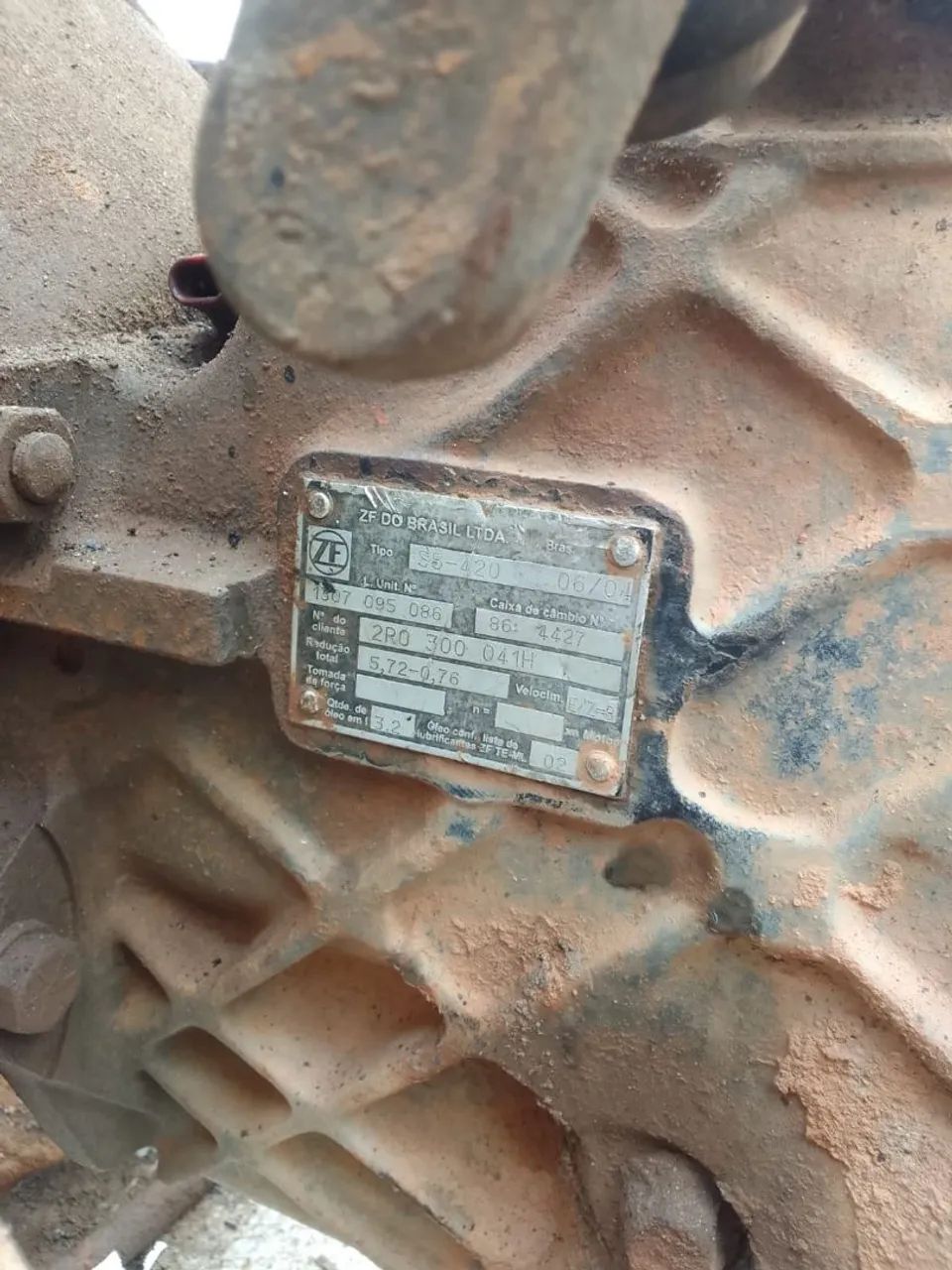 Caixa ZF 5 marchas - Foto 2