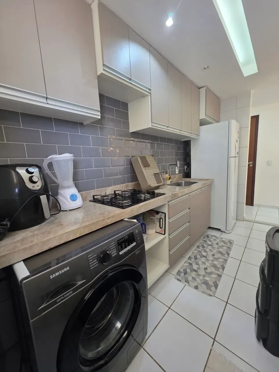 Lindo Apt Mobiliado Aracagy - Foto 3