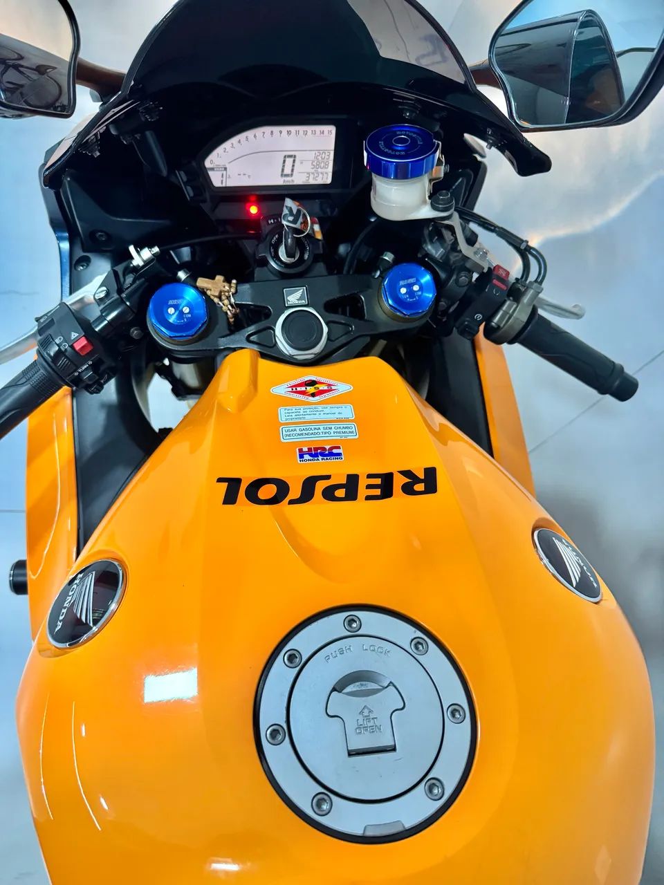 CBR 1000 RR Repsol  - Foto 5