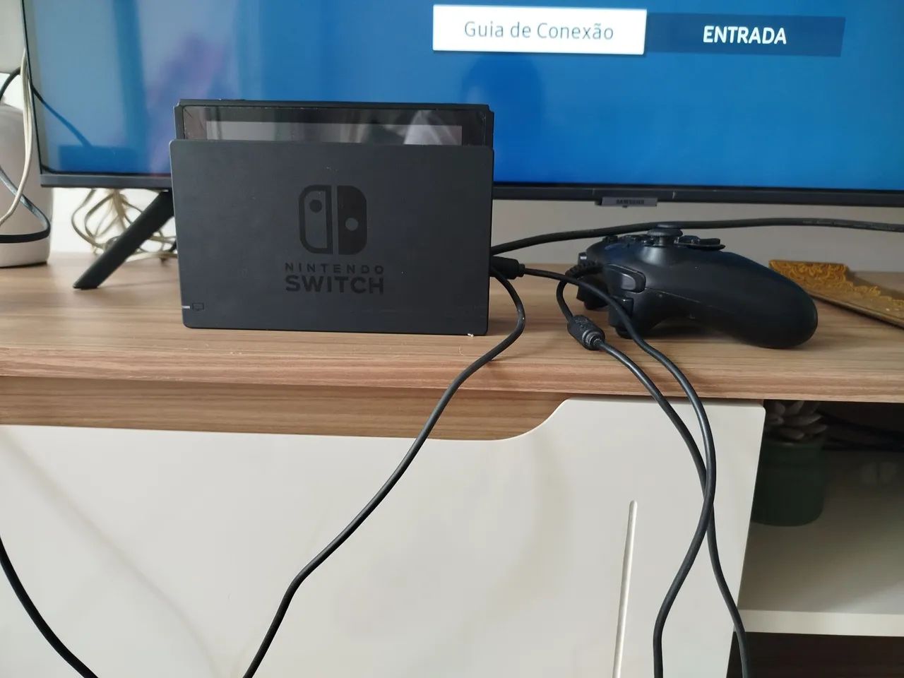 Nintendo switch 1 + pro controller sem joycons
