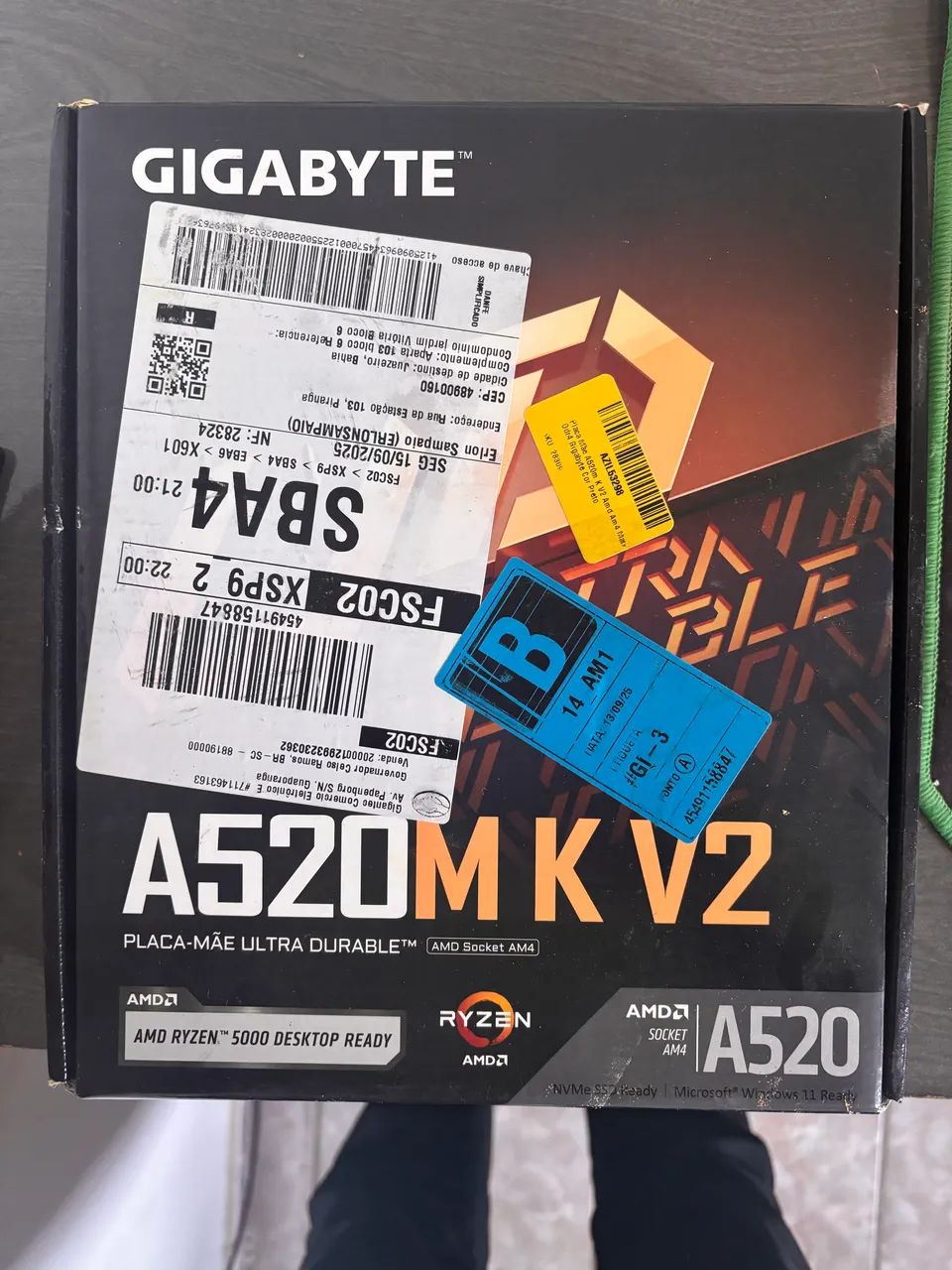 Placa Mãe Gigabyte A520M K V2 ( NUNCA RETIRADA DO PLÁSTICO )  - Foto 3