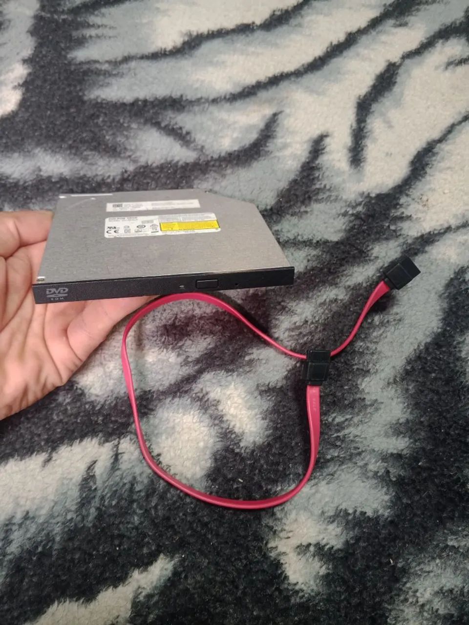 Leitor cd e dvd para Pc com cabo sata .