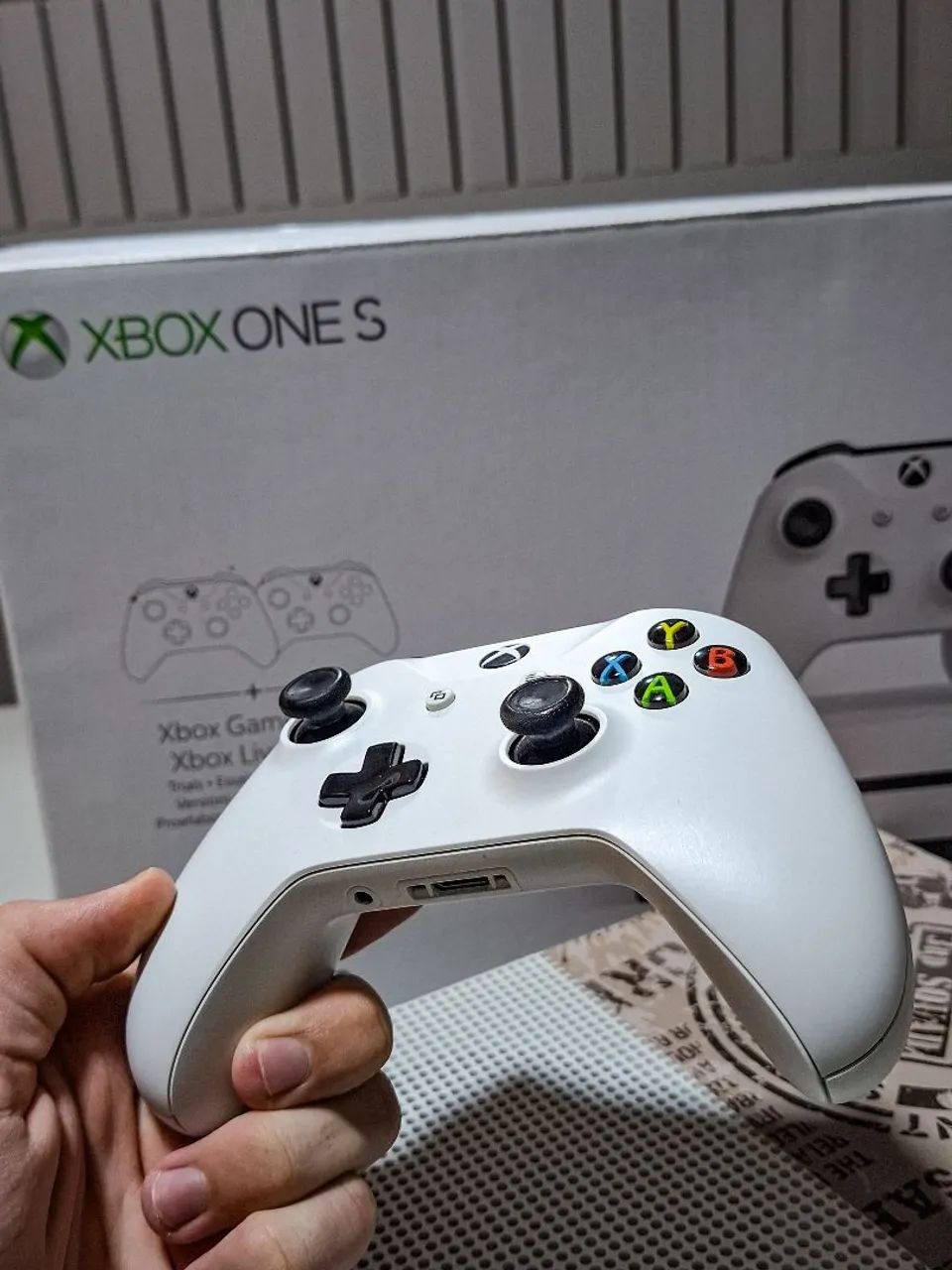 Xbox One S 1TB na Caixa - Novo - Foto 2