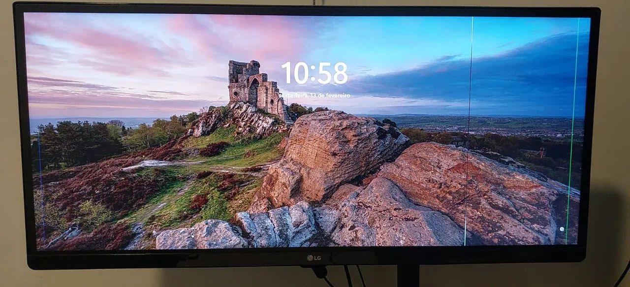 Monitor LG Ultrawide 25 polegadas