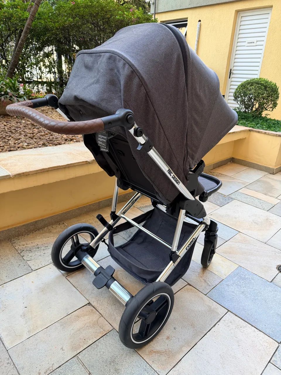 Carrinho ABC Design Como 4 Completo com Moisés, Bebê Conforto, Mala e Manual - Foto 4