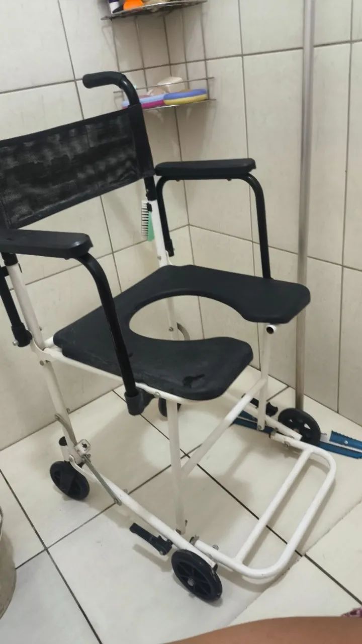 Doa ção de cadeira de rodas  - Foto 2