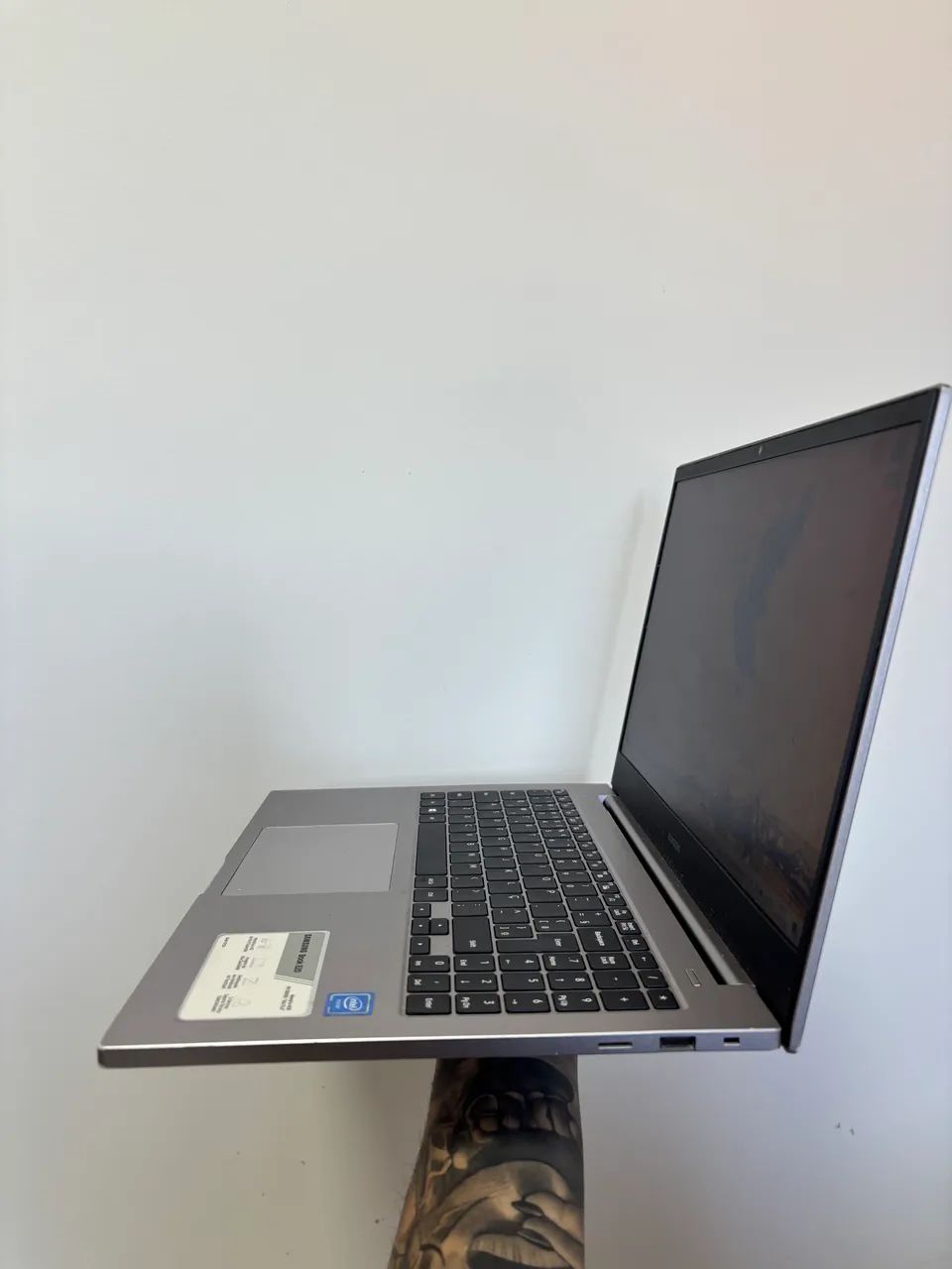 Notebook Samsung Book E20 15.6? Intel Windows 11 - Excelente Estado - Foto 4