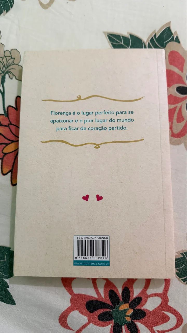 Vendo livro em perfeito estado  - Foto 2