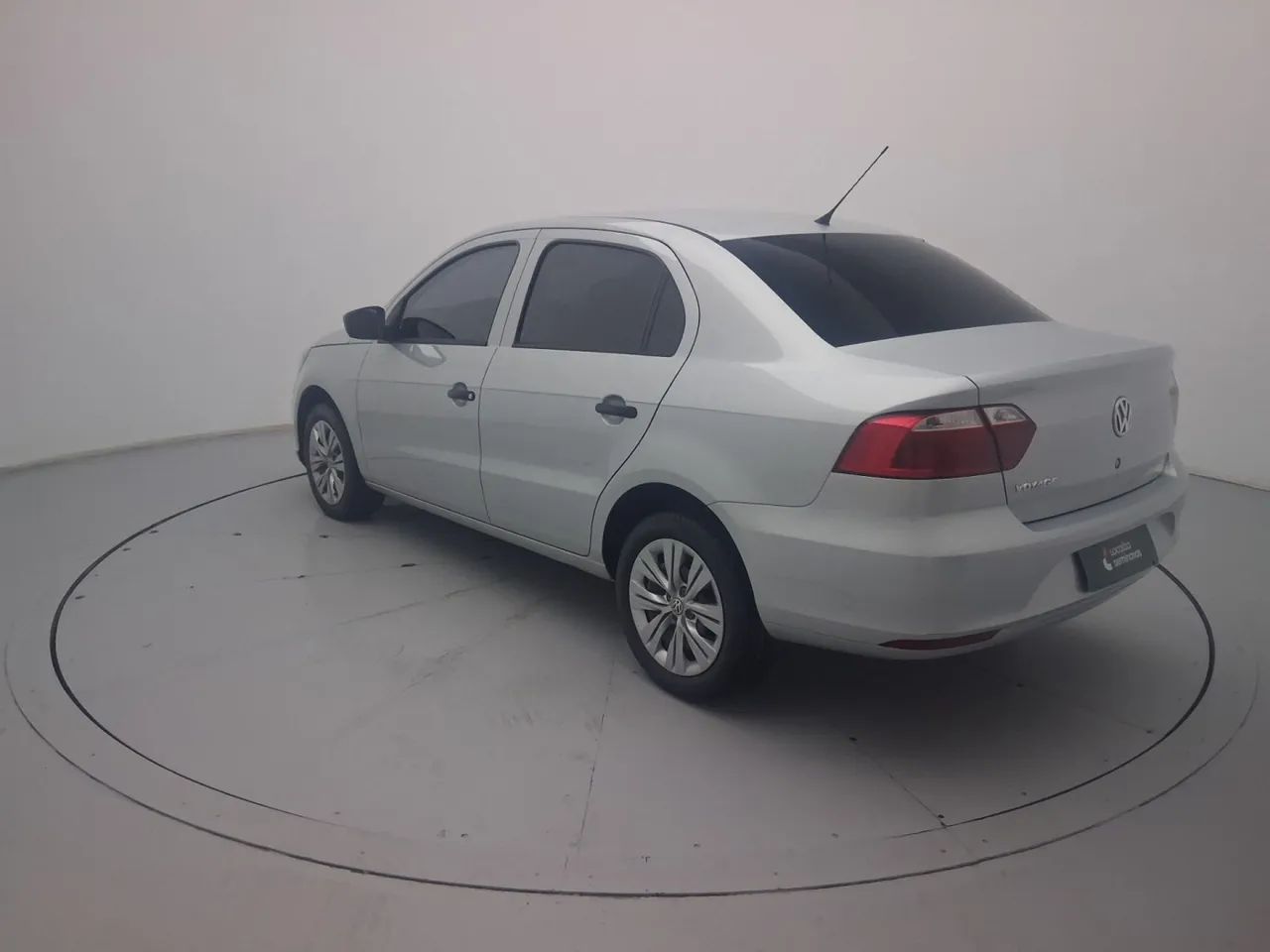 Volkswagen Voyage 1.0 Flex 12V 4p, foto 3 de 18