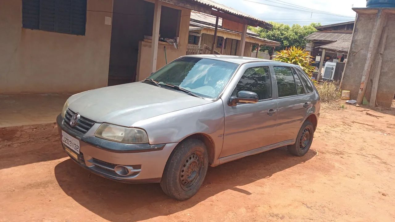 Volkswagen Gol GOL 1.0 PLUS 16V 2P 2001