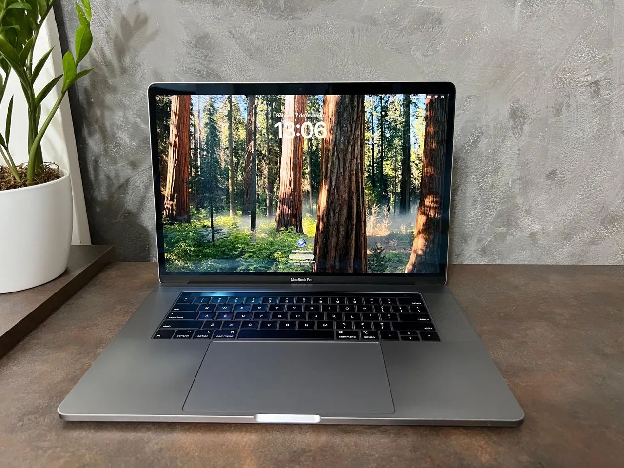 MacBook Pro 15インチ/Core i9 24GB MacBook Pro i9 15? em até 12x - Notebooks - Centro, Campo Bom