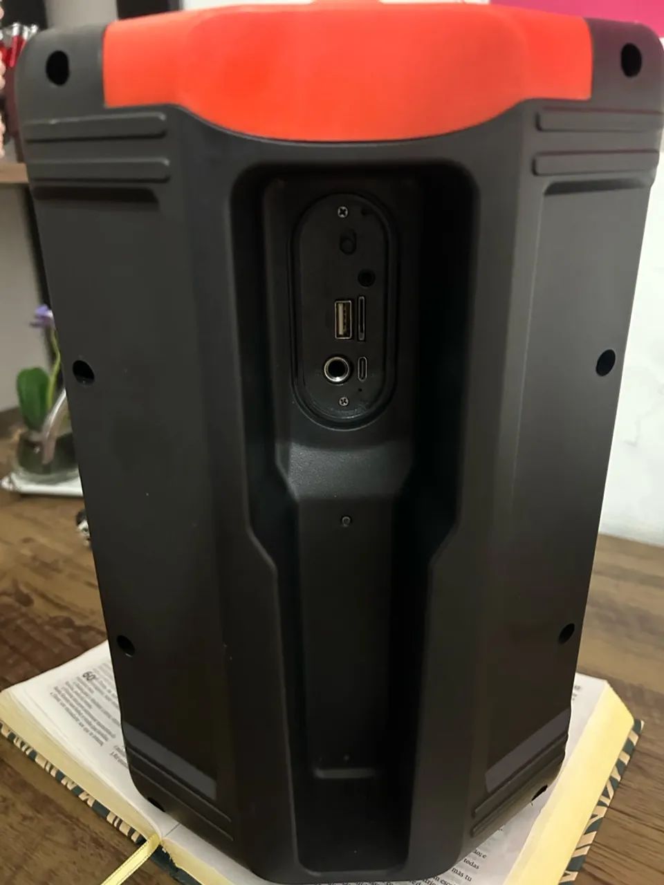Caixa de som bluetooth com microfone  - Foto 5