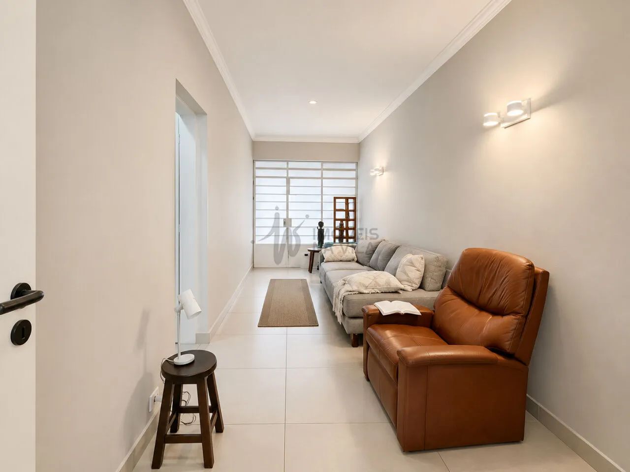 Casa com 210m², edícula e arquitetura dos anos 60 - Foto 5