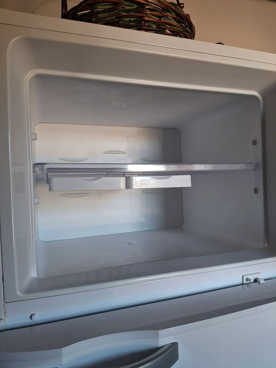 Vendo geladeira Electrolux  - Foto 2