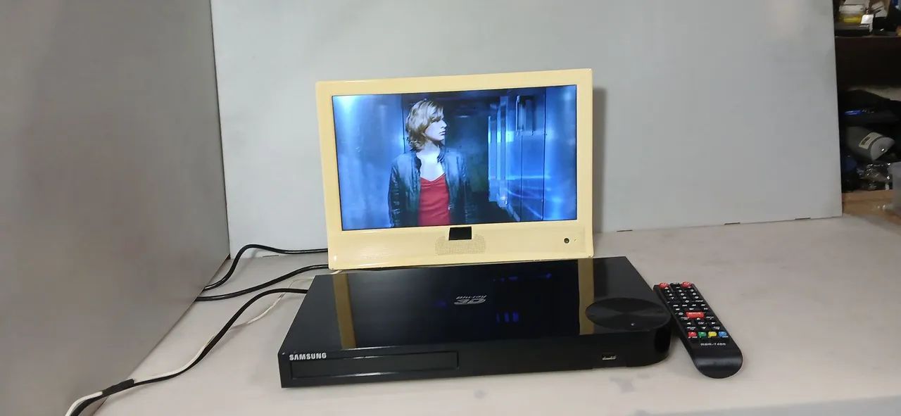 Bluray Player Samsung BD F5500  3D - Foto 2