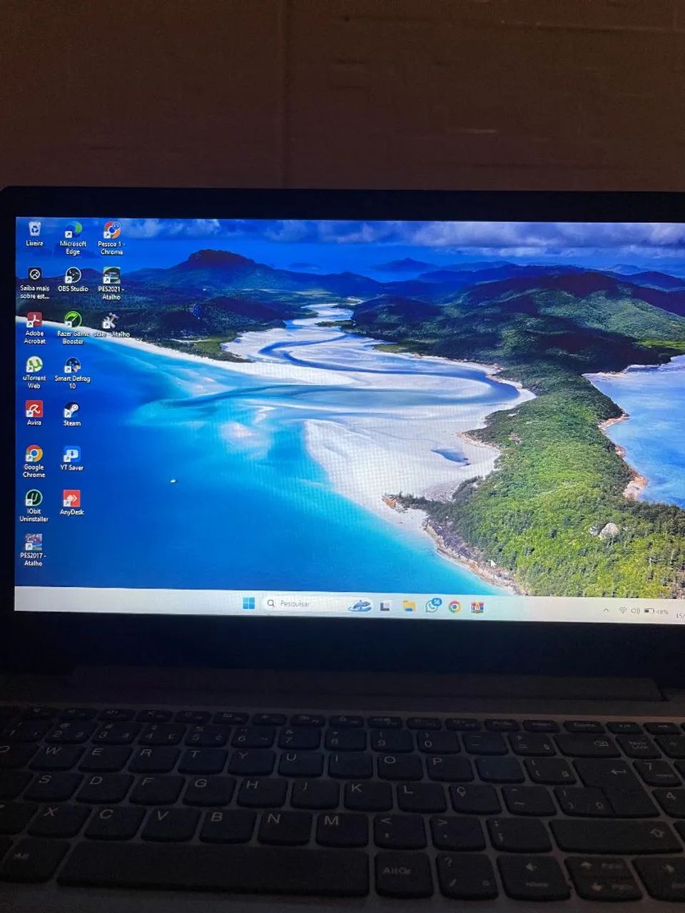 Notebook Lenovo funcionando perfeitamente