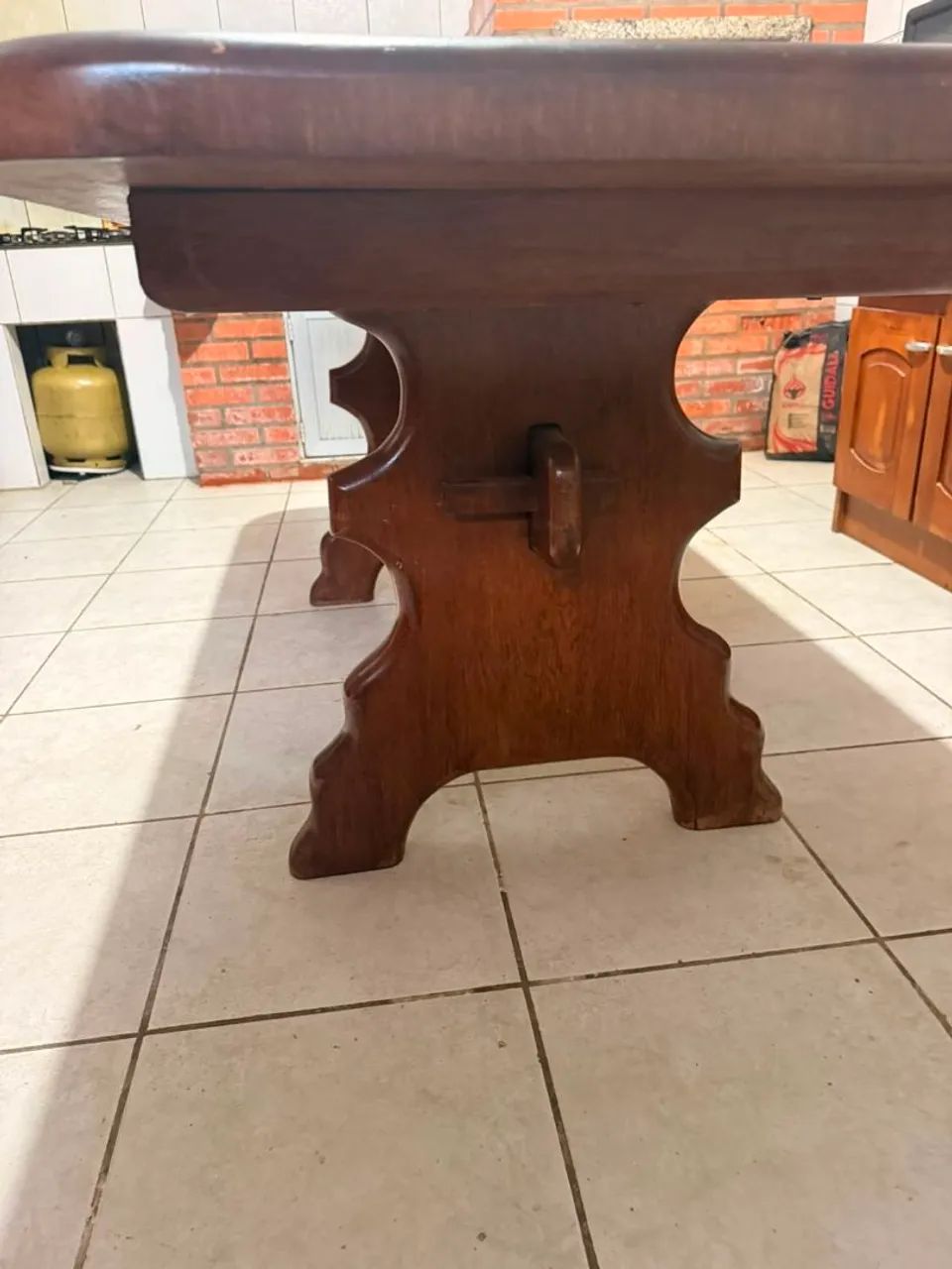 Mesa de Angelim pedra com seis cadeiras - Foto 5