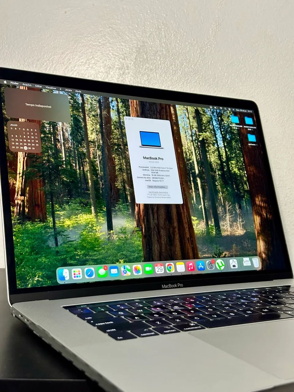 MacBook Pro 15? 2018, Intel i7 6-core, 16gb ram, 256gb ssd, Touch