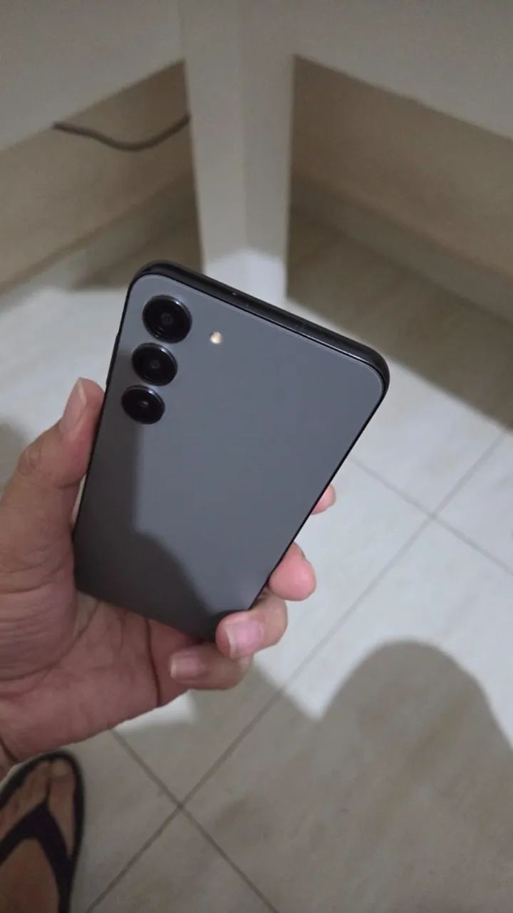 Samsung Galaxy S24/S23+ impecáveis