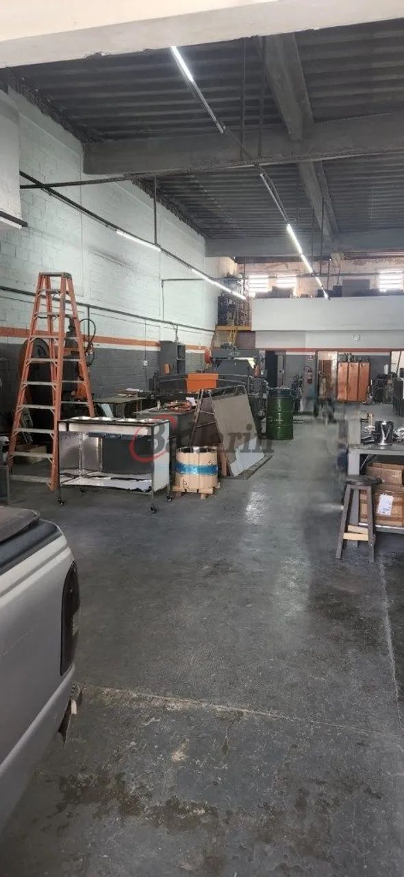 Galpão Industrial para Venda e Locação em Diadema