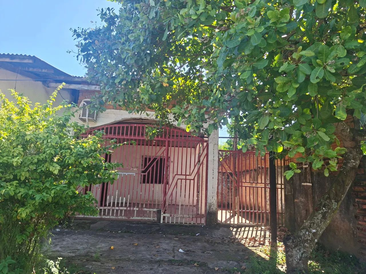 Alugo casa bem localizada centro de Santana - Foto 2
